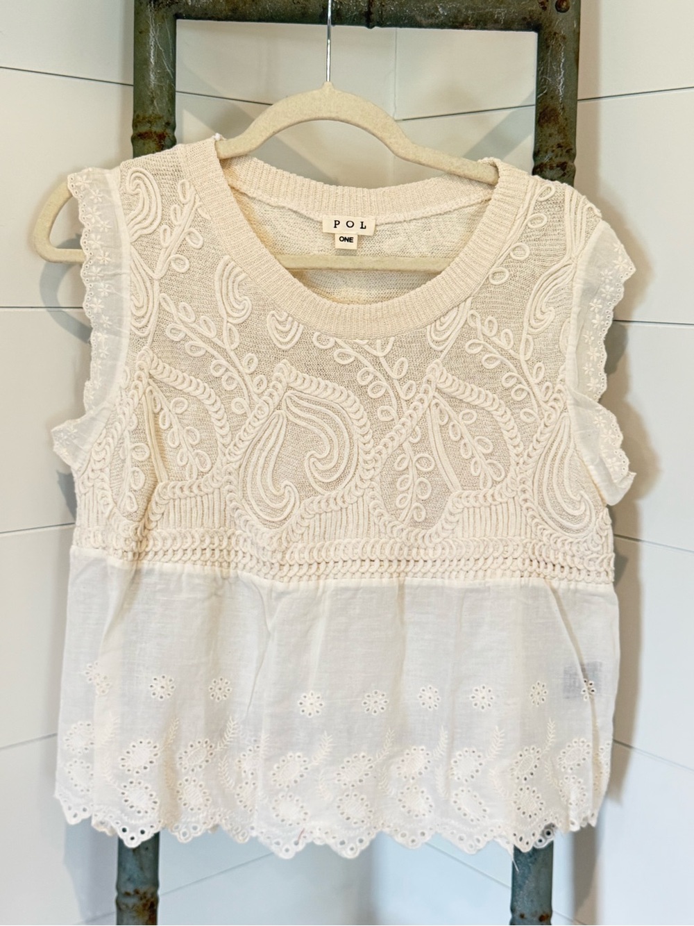 NEW : POL “The Lanna”Cream Embroidered Eyelet Mixed-Media Sleeveless Top